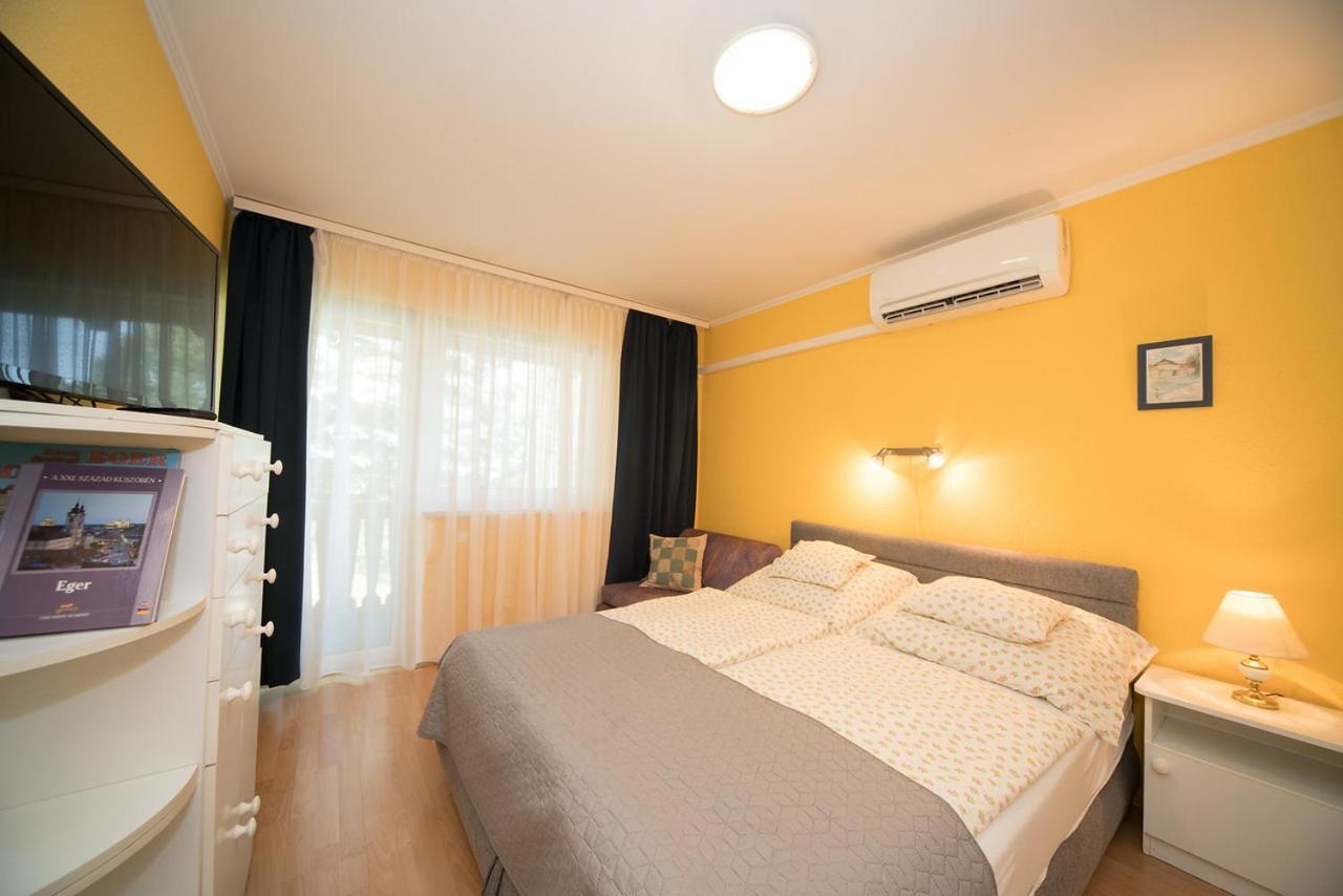 Siesta Vendégház Eger Esterno foto